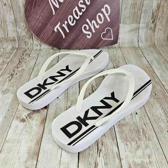 Women's DKNY White and Black Logo Flip Flops Size 7 - Picture 3 of 5